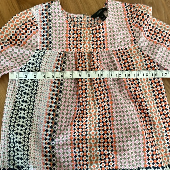 Breezy cotton blouse, great pattern, J. crew. Sz 00 - Picture 6 of 7